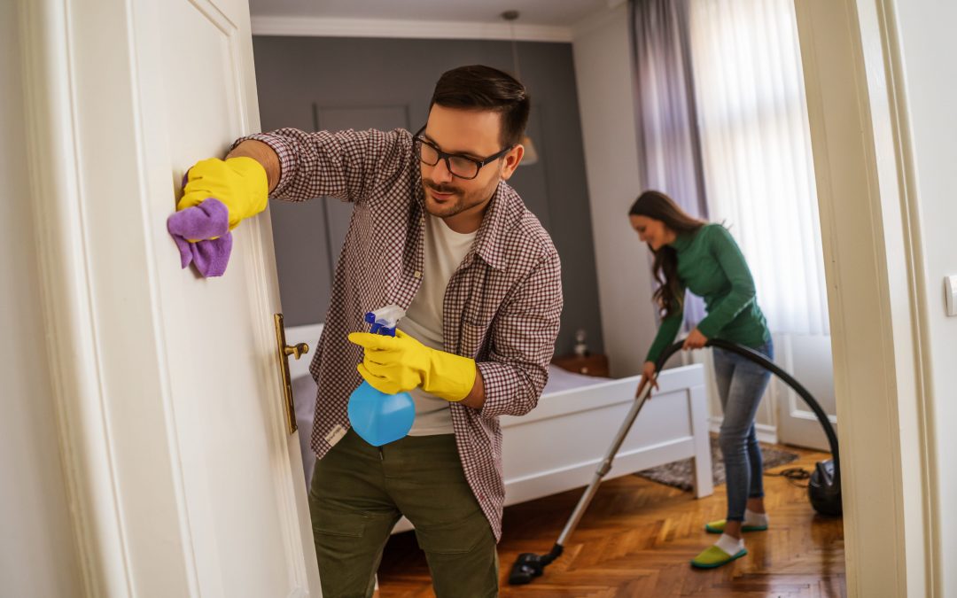 Faire nettoyer sa maison par une société de nettoyage - Azaé